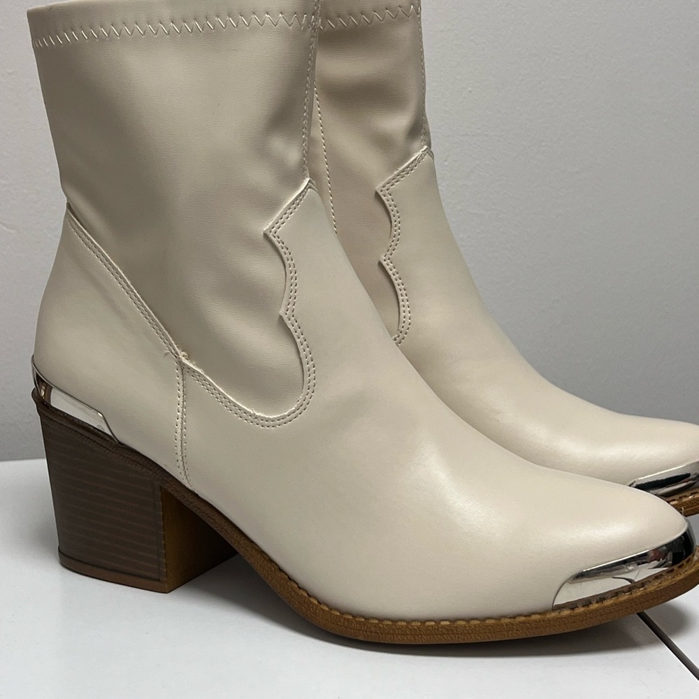 Dirty laundry boots